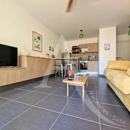T2 Moderne Avec Terrasse, Wifi Et Place De Parking Apartment *